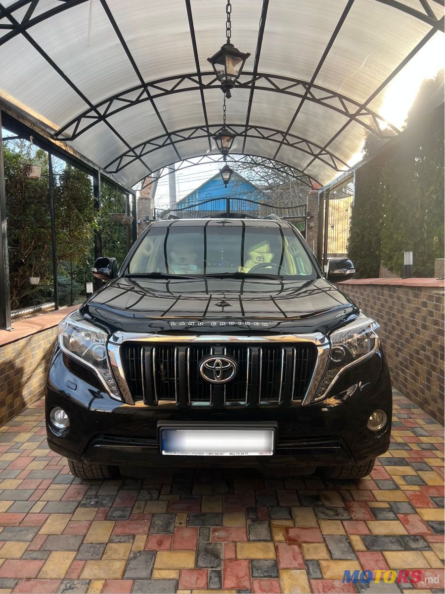 2016' Toyota Land Cruiser Prado photo #1