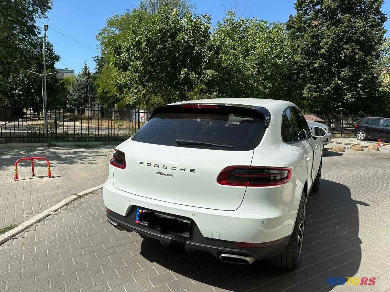 2017' Porsche Macan photo #4