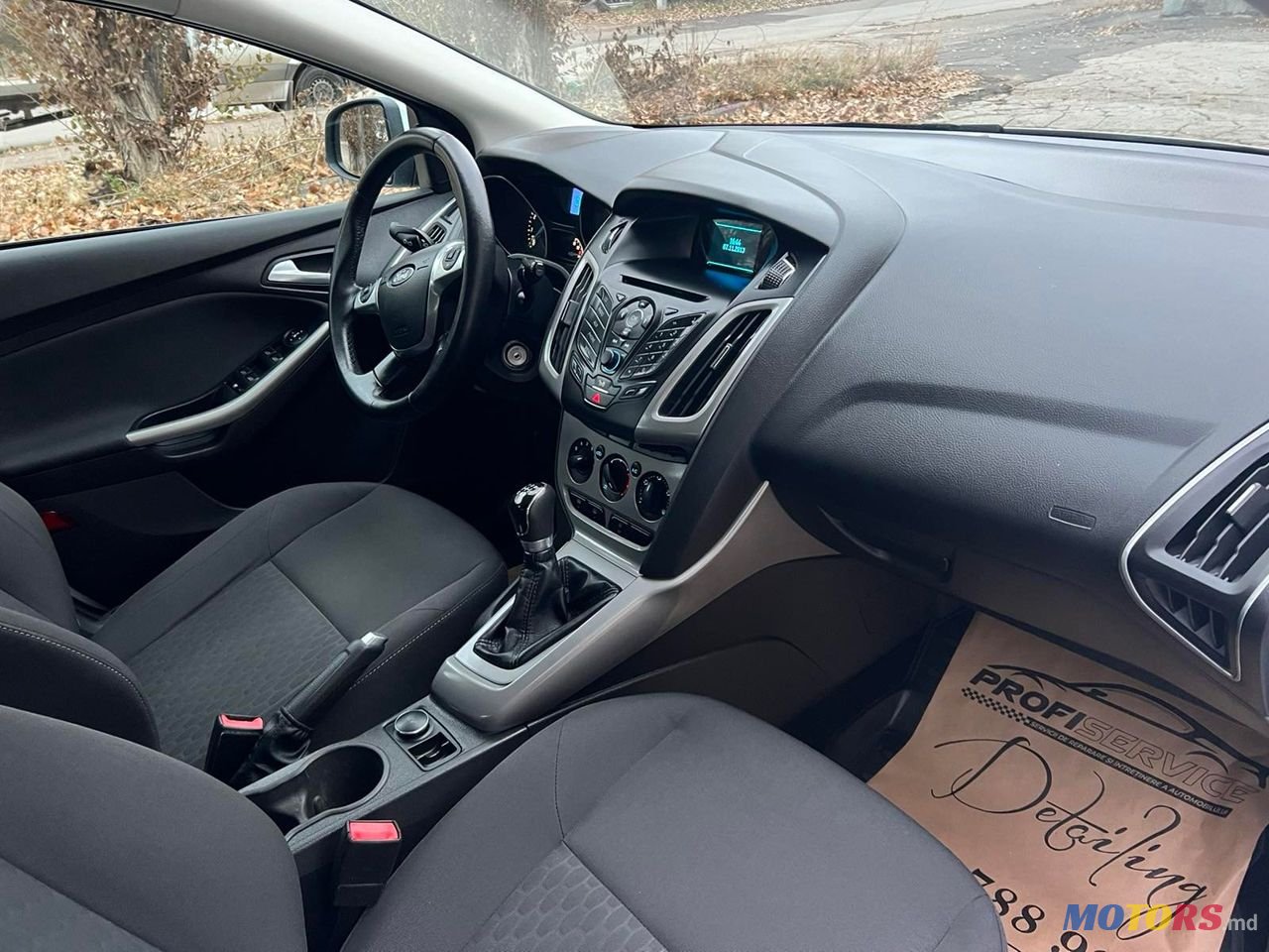 2013' Ford Focus photo #3