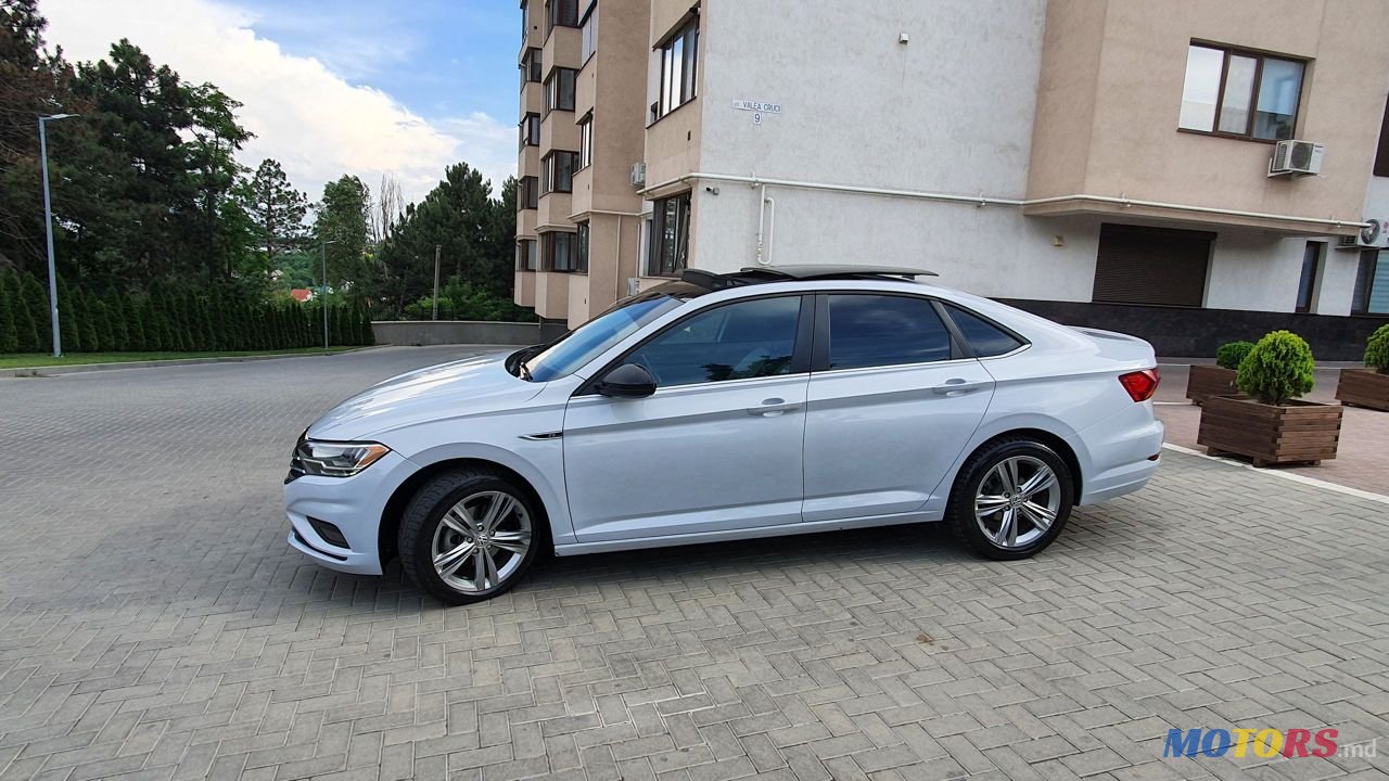 2019' Volkswagen Jetta photo #4