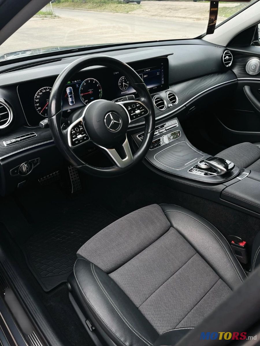 2019' Mercedes-Benz E-Class photo #5