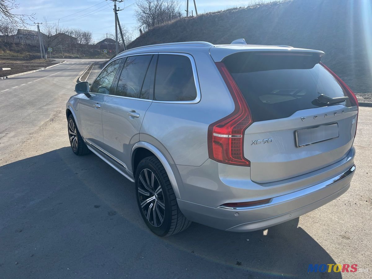 2023' Volvo XC90 photo #2