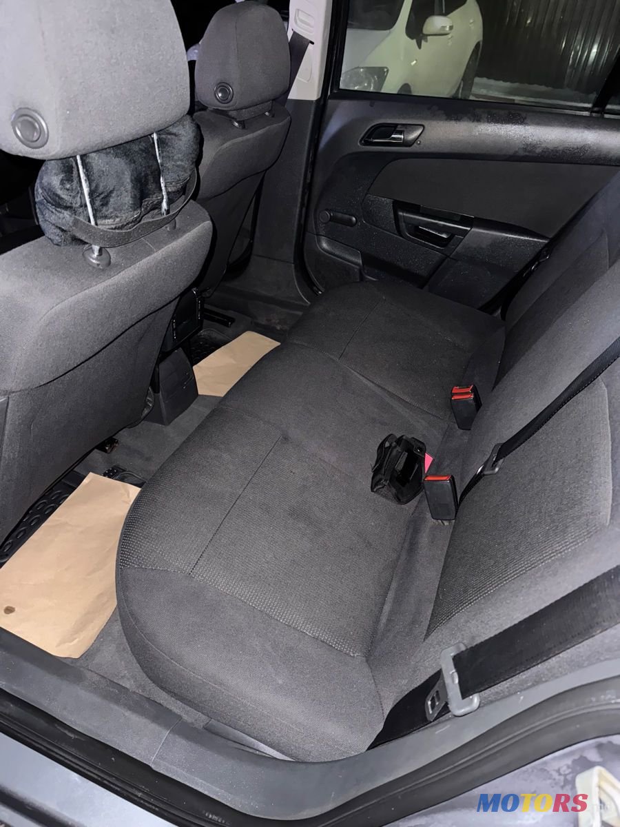 2006' Opel Astra photo #5