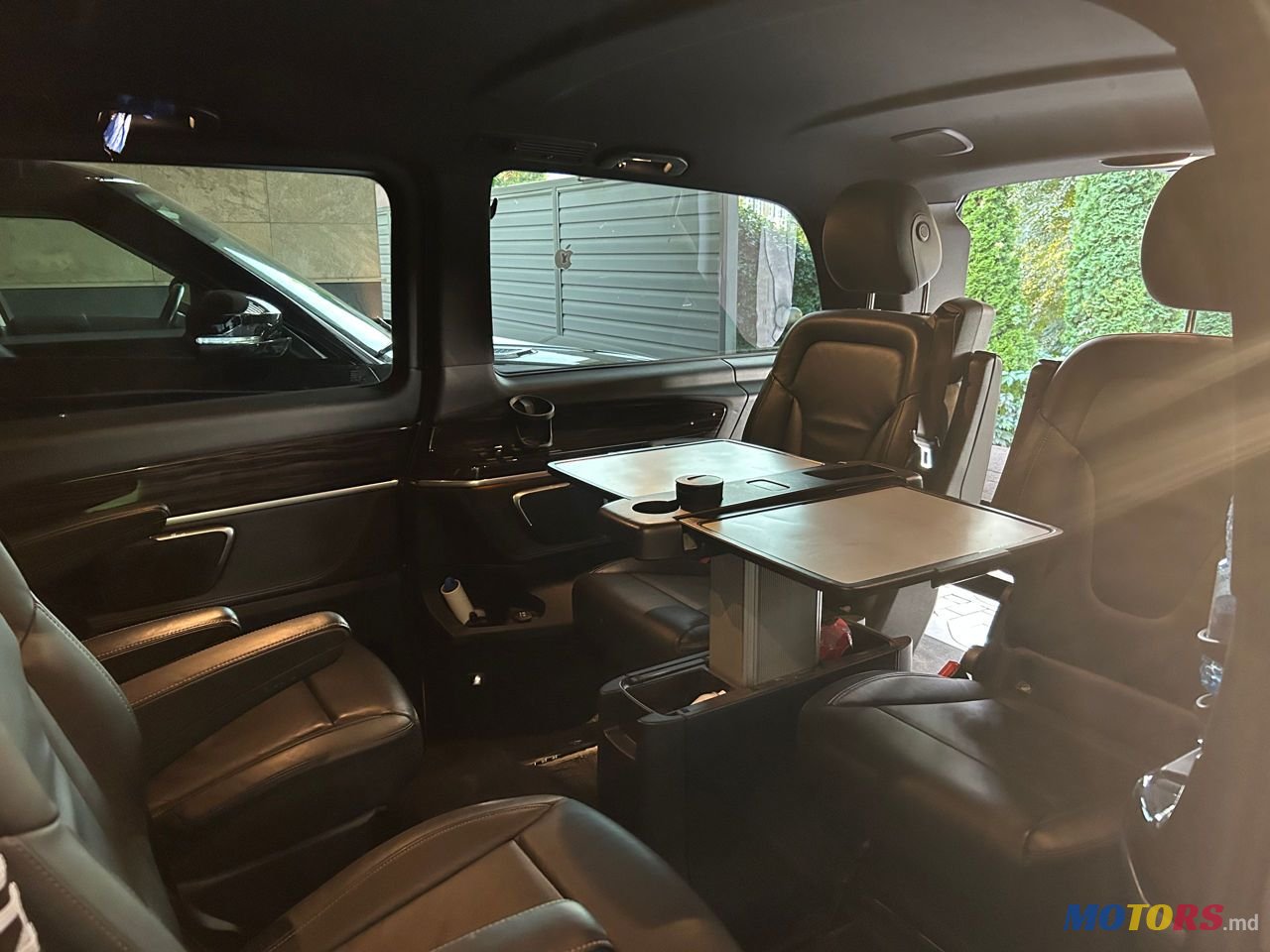 2015' Mercedes-Benz V Класс photo #6