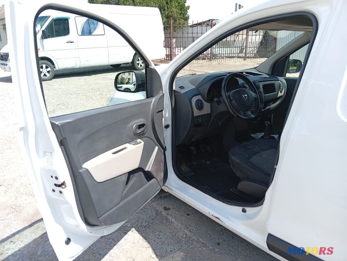 2014' Dacia Dokker photo #4