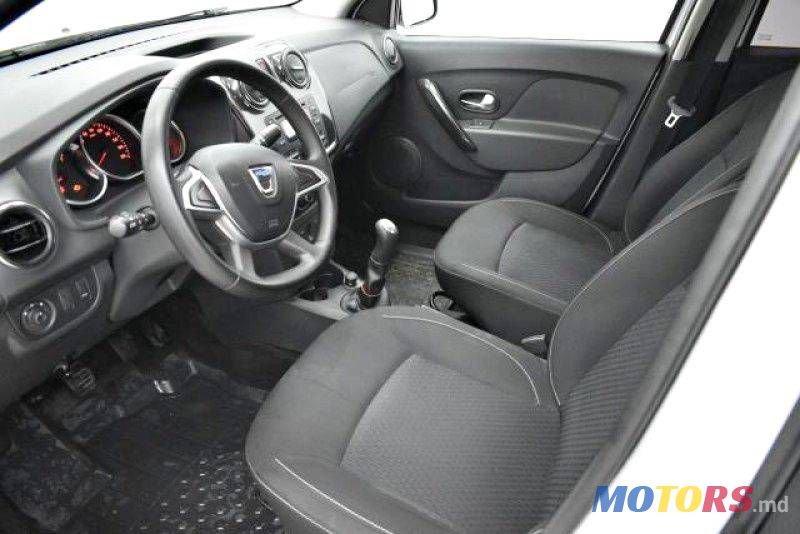 2017' Dacia Logan photo #4