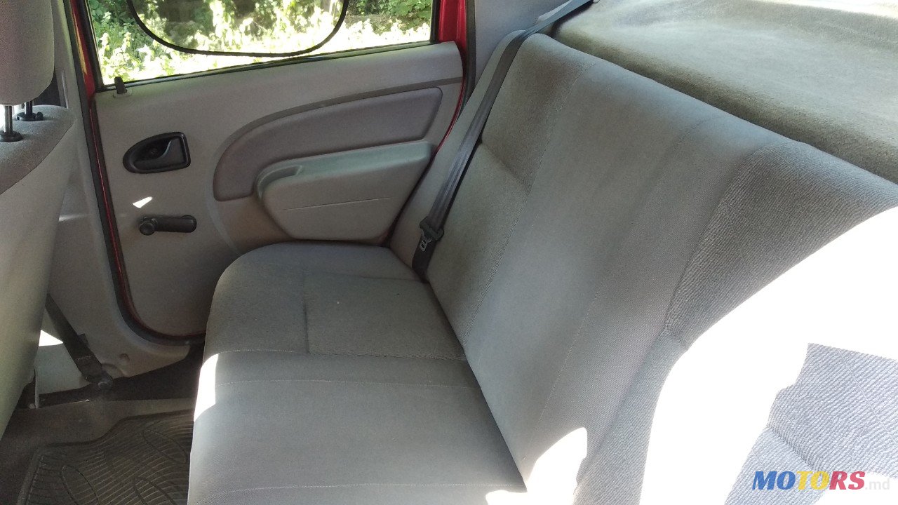 2007' Dacia Logan photo #5