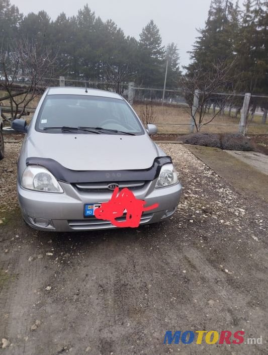 2004' Kia Rio photo #1
