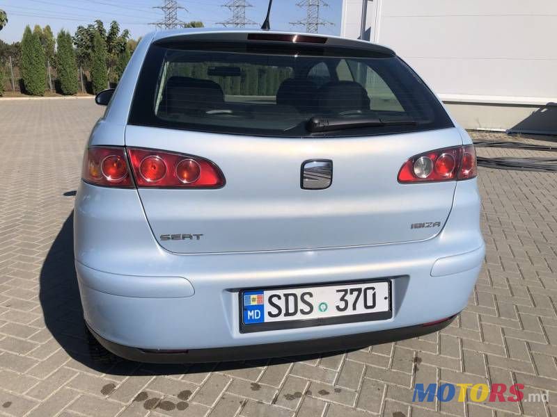 2004' SEAT Ibiza photo #2