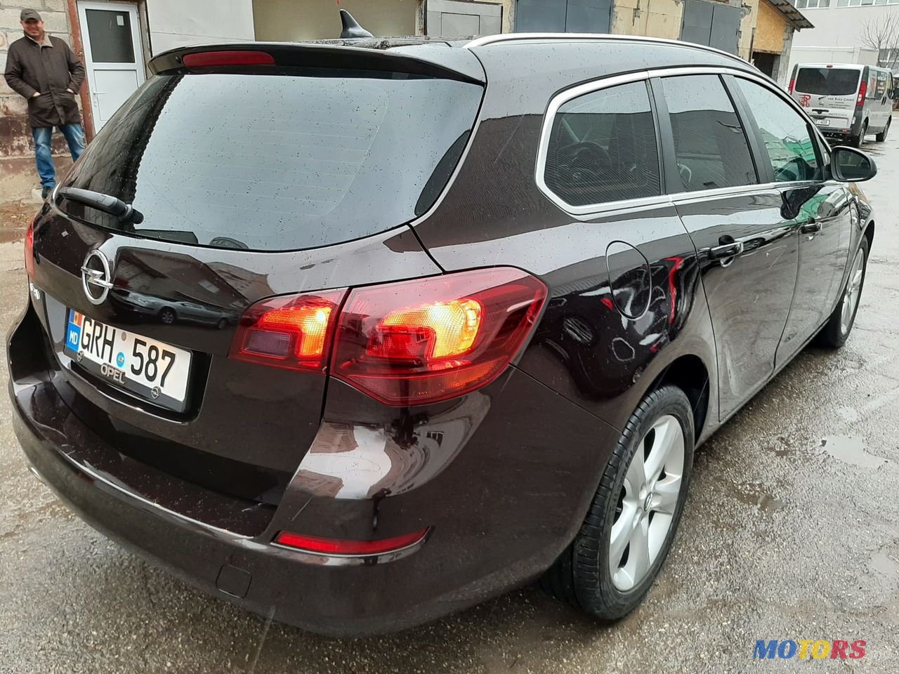 2013' Opel Astra photo #3