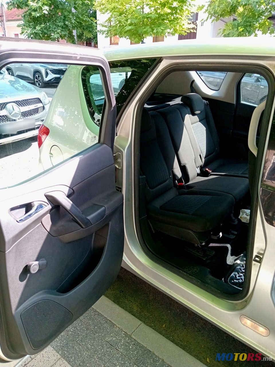 2011' Opel Meriva photo #5