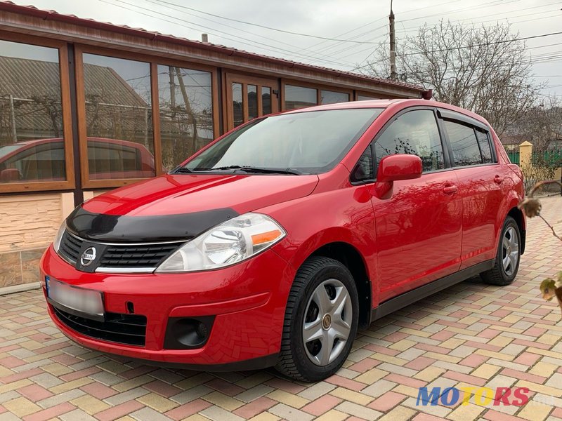 2008' Nissan Versa photo #5