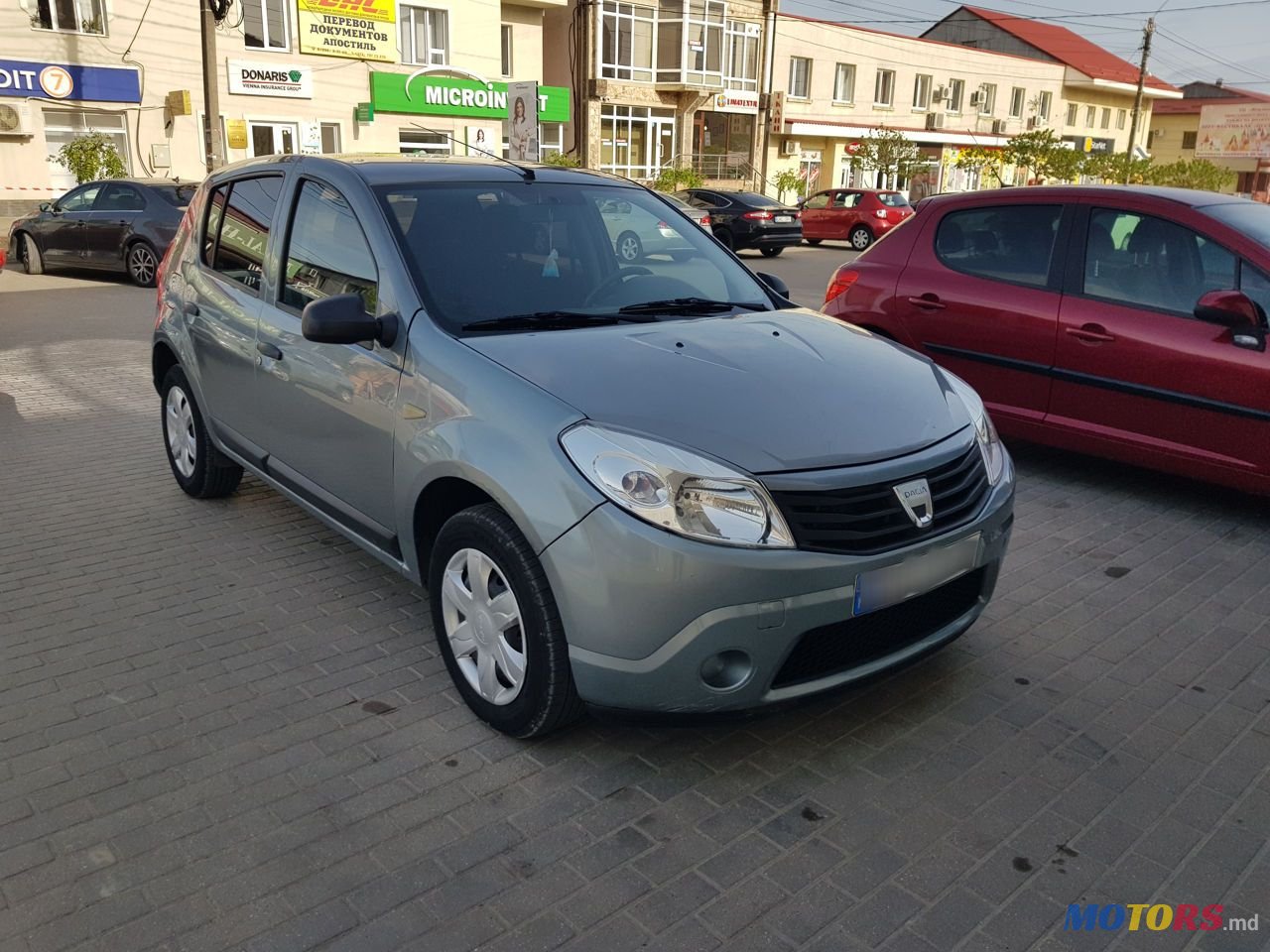 2009' Dacia Sandero photo #1