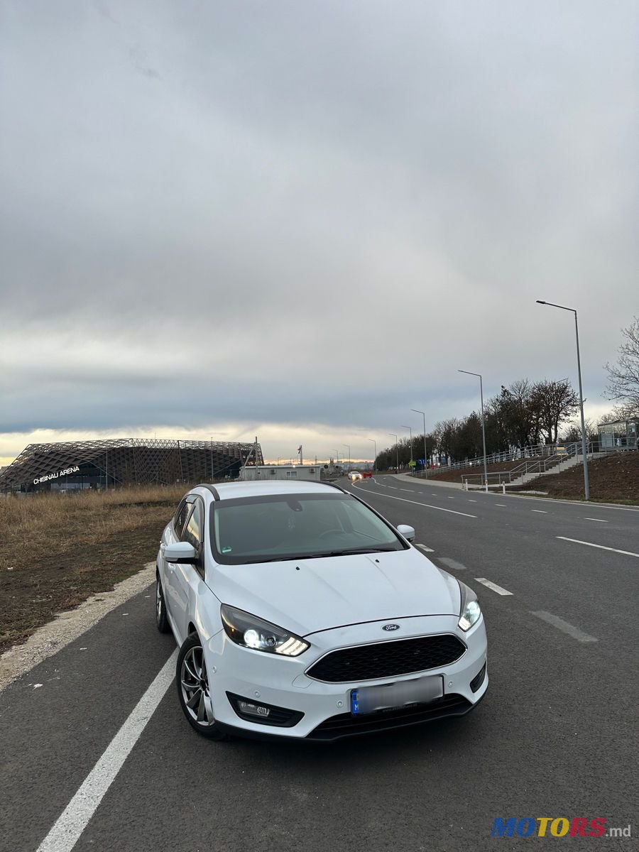 2015' Ford Focus photo #2