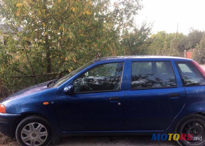 1999' Fiat Punto photo #1