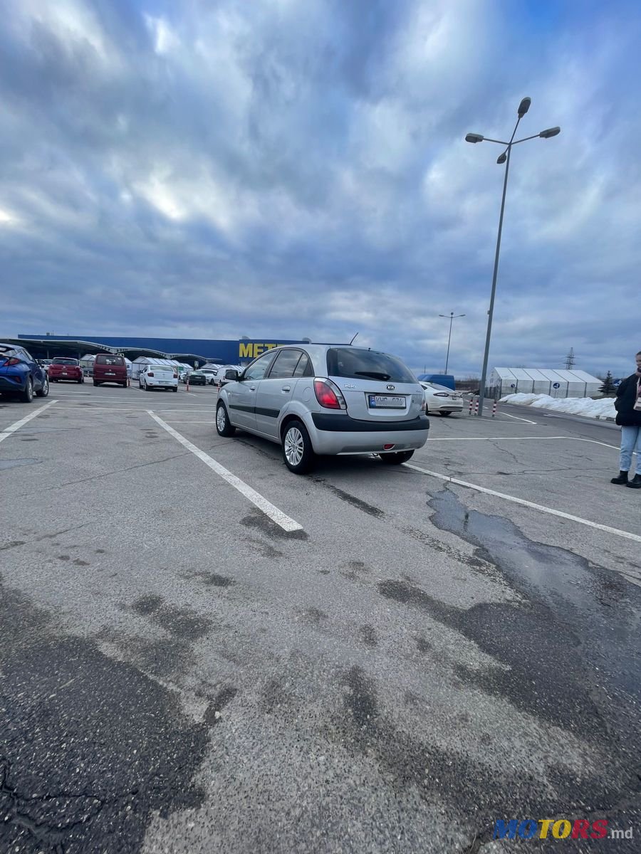 2006' Kia Rio photo #4