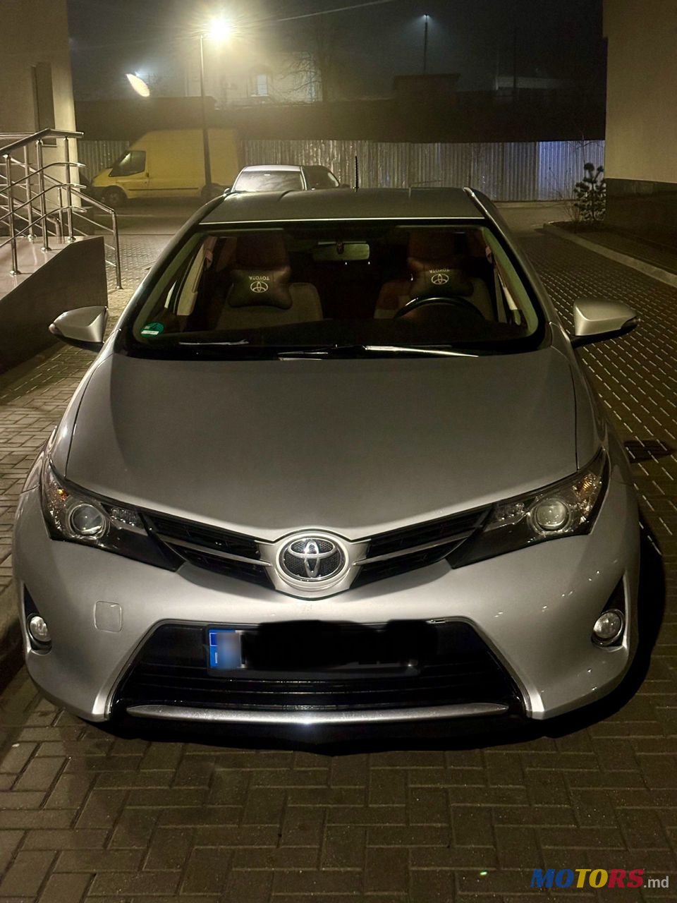 2013' Toyota Auris photo #1