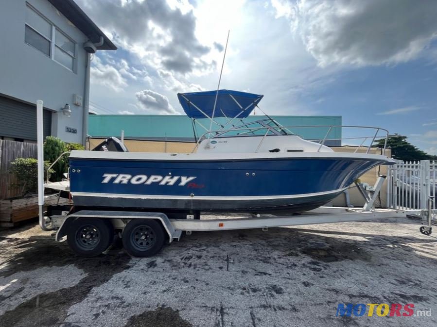 2007' TROPHY 2052 Walkaround photo #7