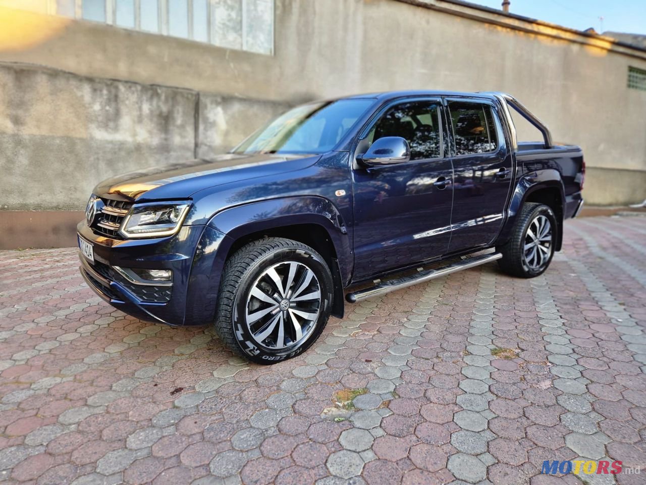 2018' Volkswagen Amarok photo #2