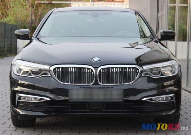 2017' BMW 5 Series photo #1