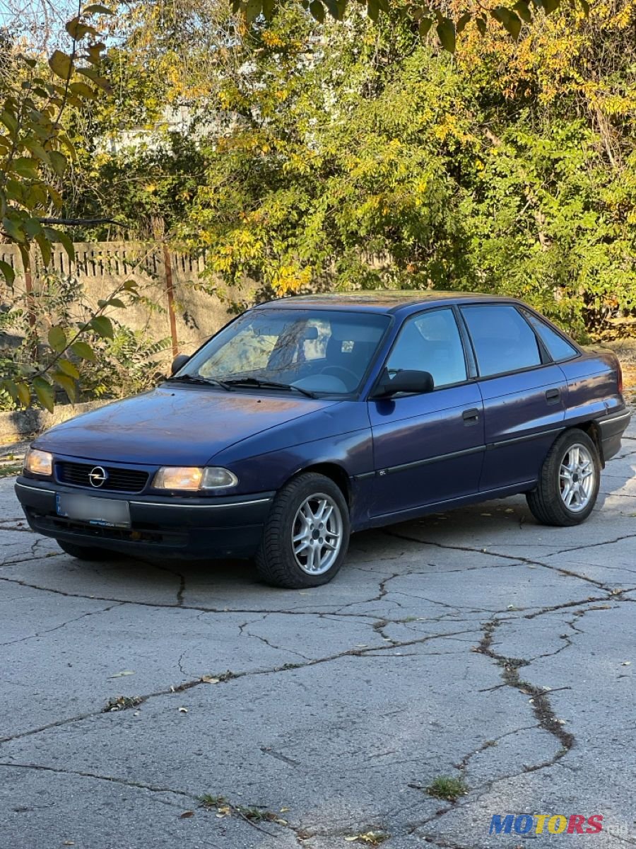 1995' Opel Astra photo #2
