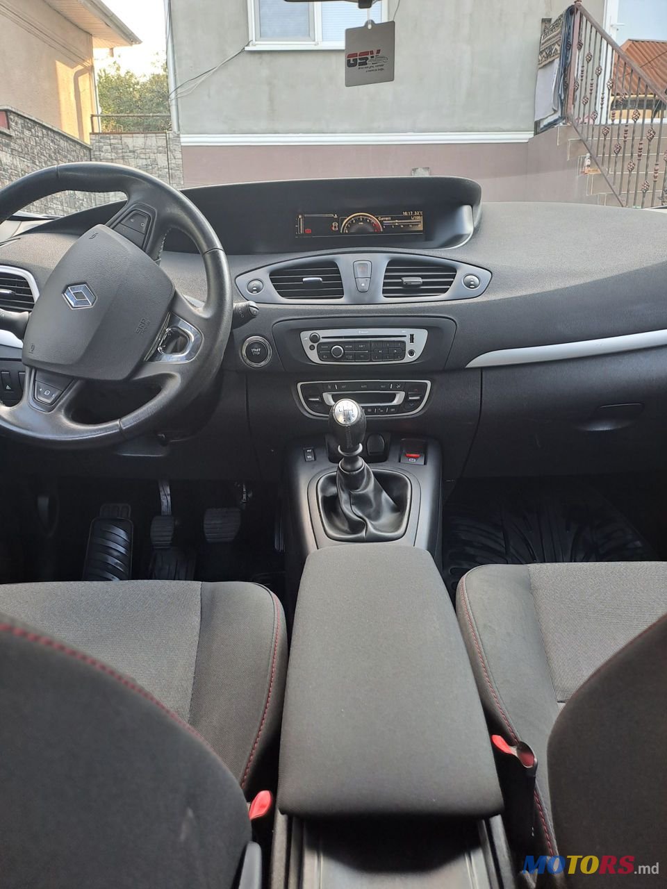 2013' Renault Grand Scenic photo #4