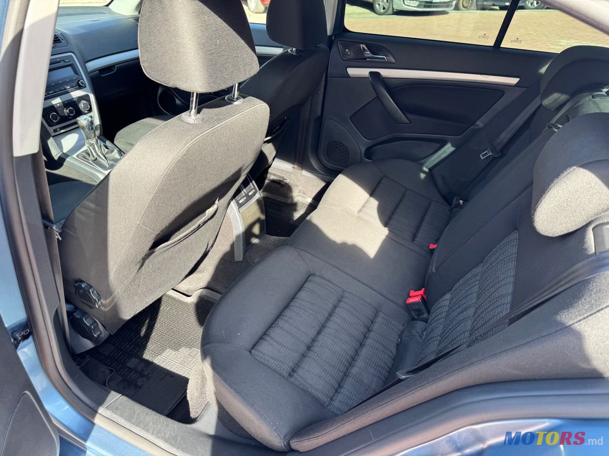 2010' Skoda Octavia photo #6