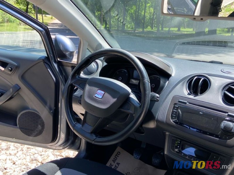 2012' SEAT Ibiza photo #3
