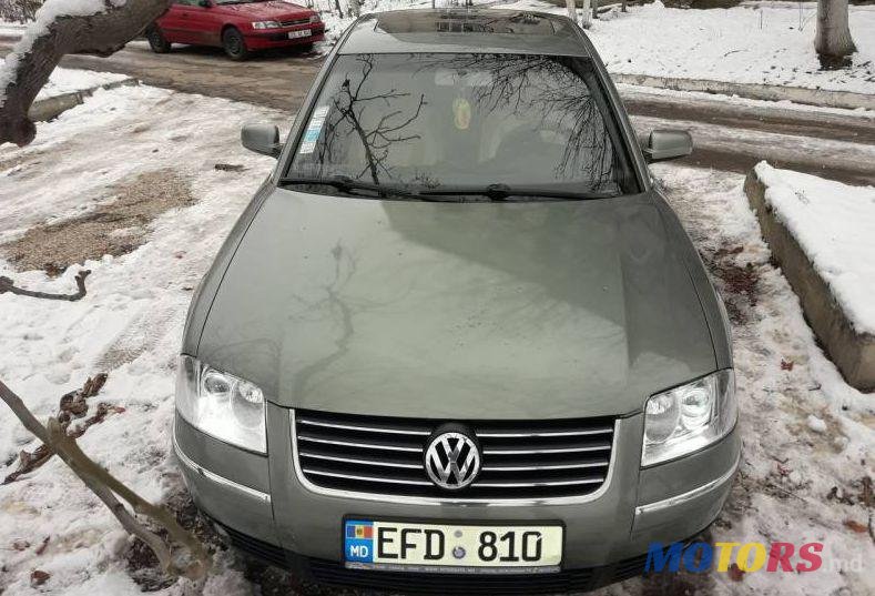 2003' Volkswagen Passat photo #3