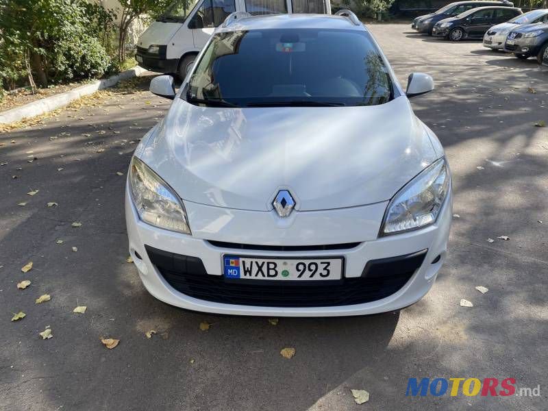 2010' Renault Megane photo #1