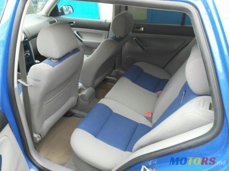 2000' Volkswagen Golf photo #6