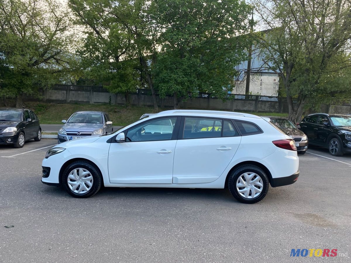 2014' Renault Megane photo #5