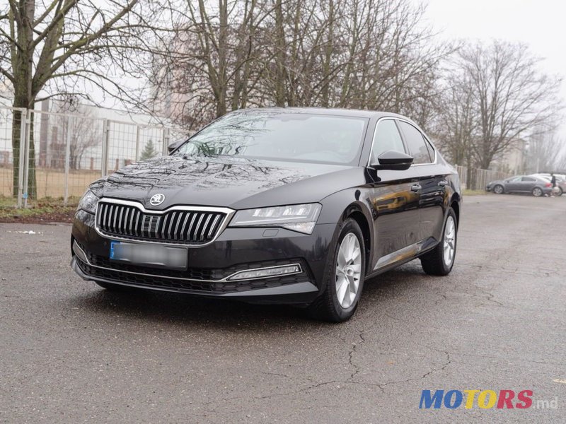 2019' Skoda Superb photo #1