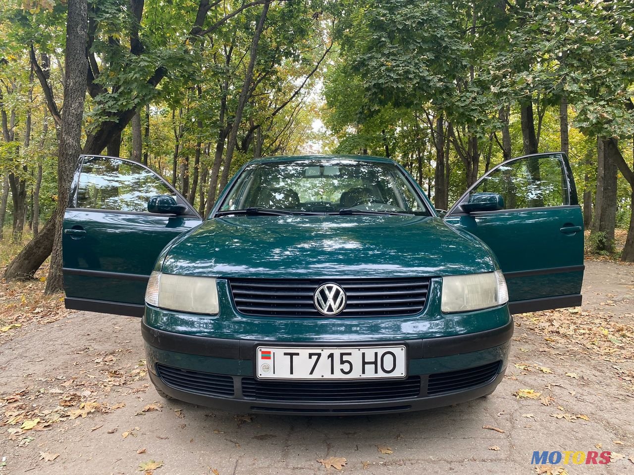 2000' Volkswagen Passat photo #1
