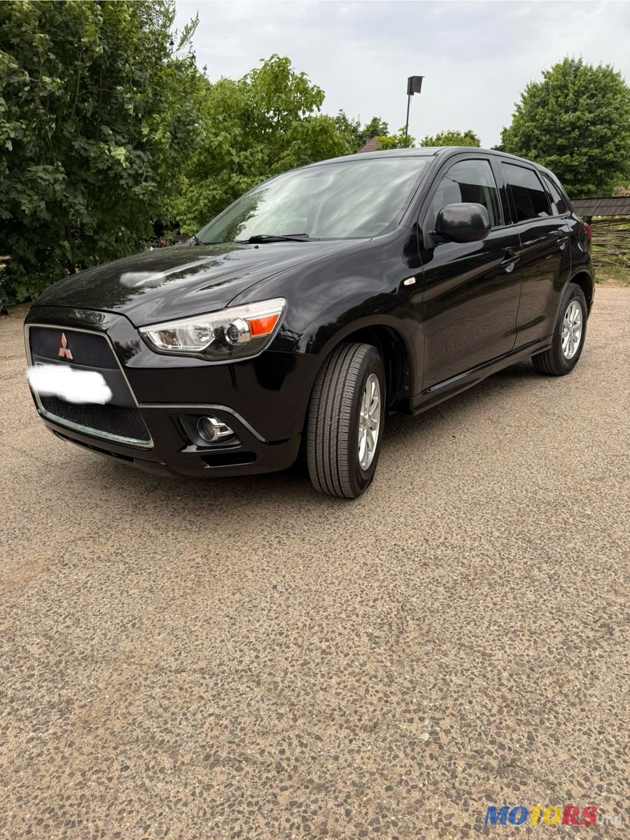 2011' Mitsubishi ASX photo #3