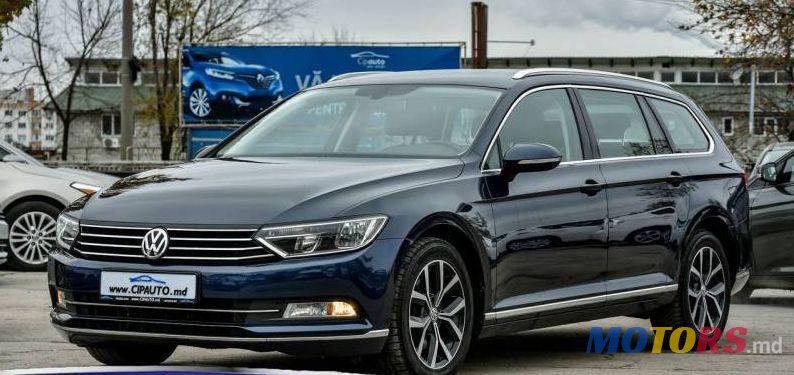 2015' Volkswagen Passat photo #1