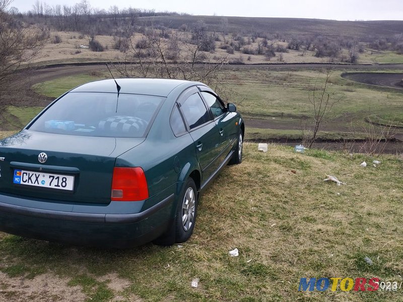 1997' Volkswagen Passat photo #2