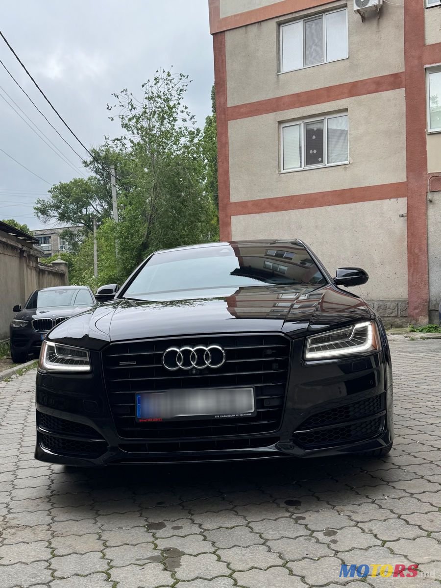 2017' Audi A8 photo #1