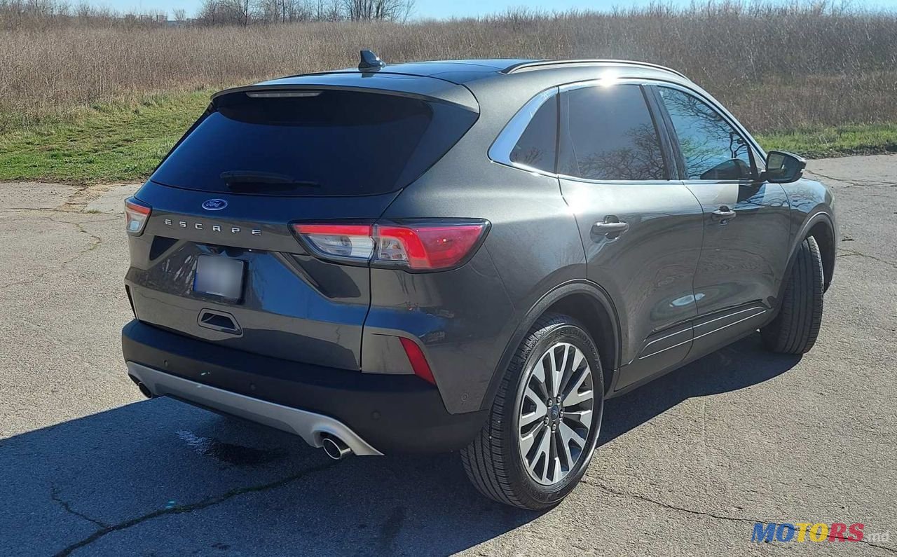 2020' Ford Kuga photo #6