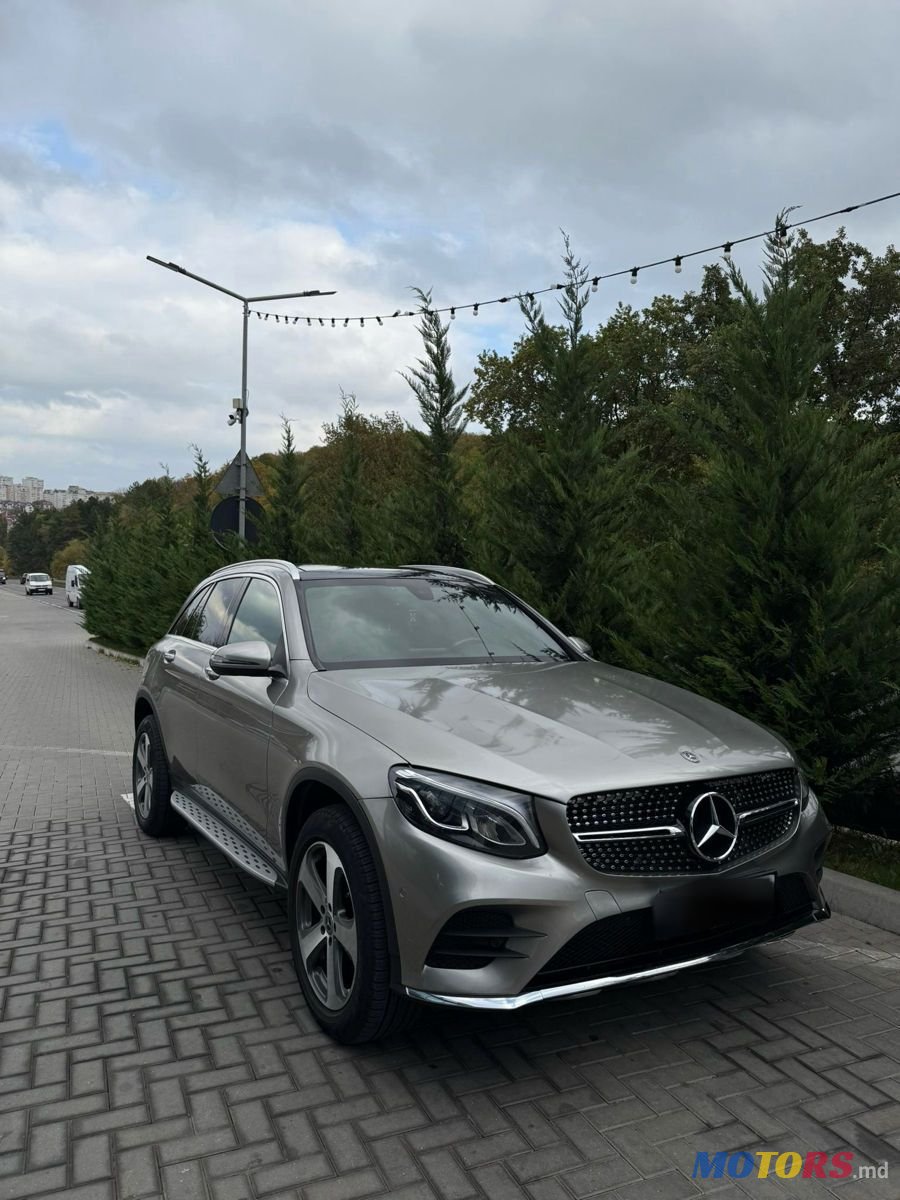 2019' Mercedes-Benz GLC photo #1