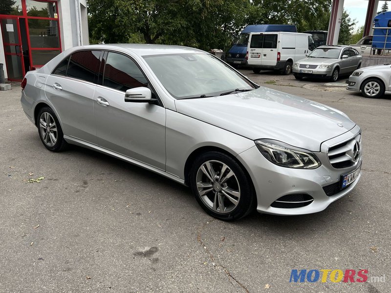 2013' Mercedes-Benz E Класс photo #2