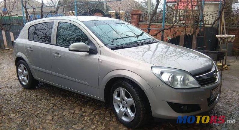 2007' Opel Astra photo #1