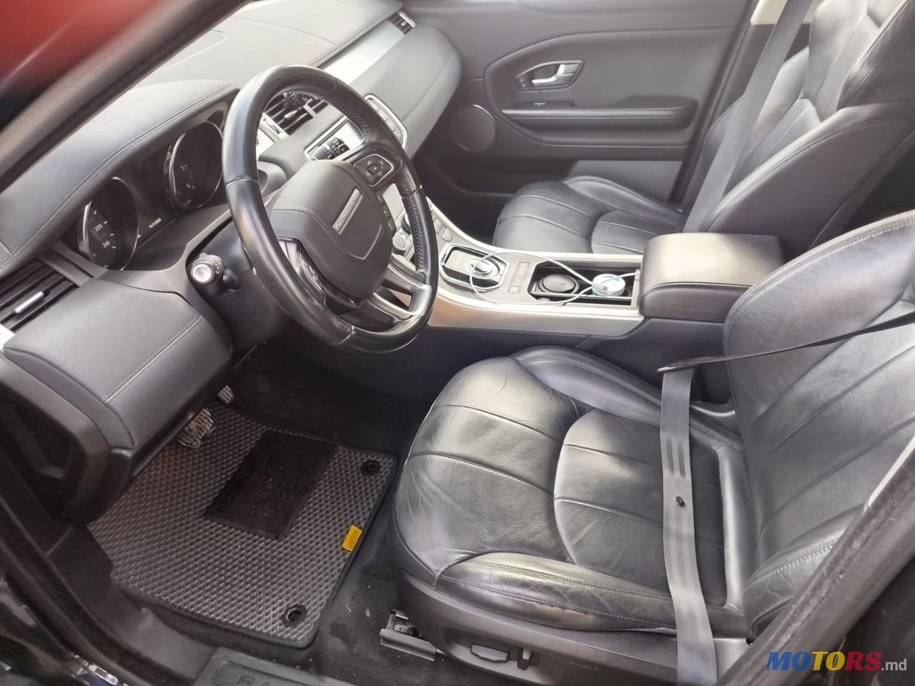 2019' Land Rover Range Rover Evoque photo #6