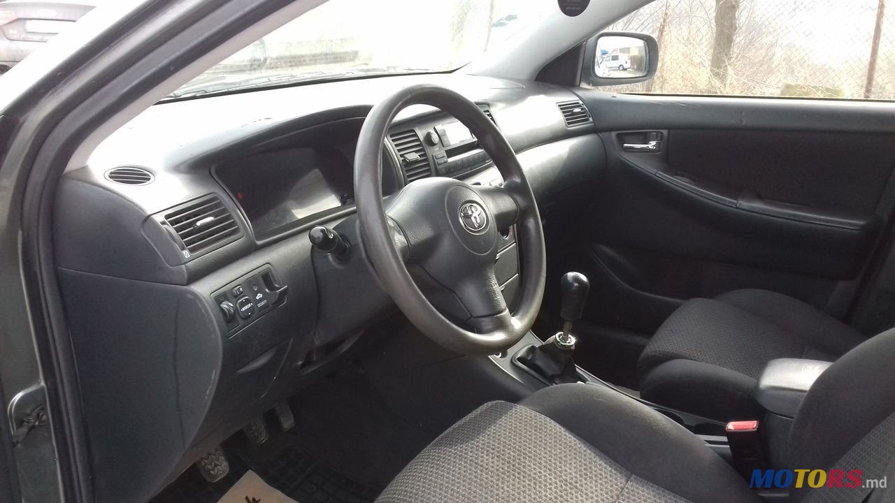 2005' Toyota Corolla photo #5