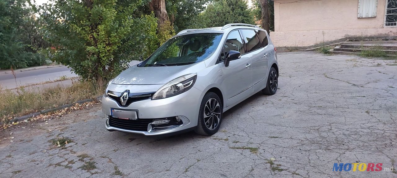 2015' Renault Grand Scenic photo #6