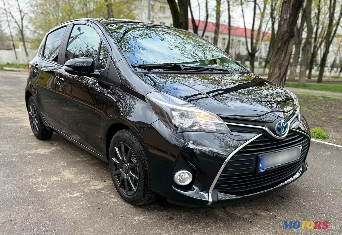 2015' Toyota Yaris photo #1