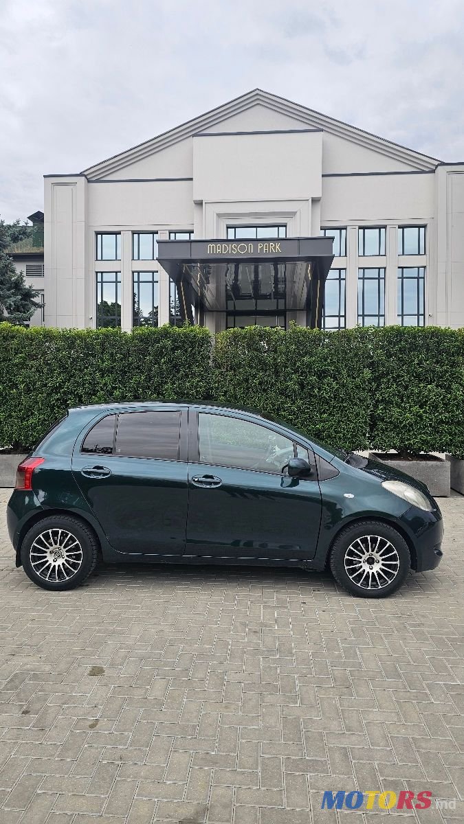 2007' Toyota Yaris photo #3