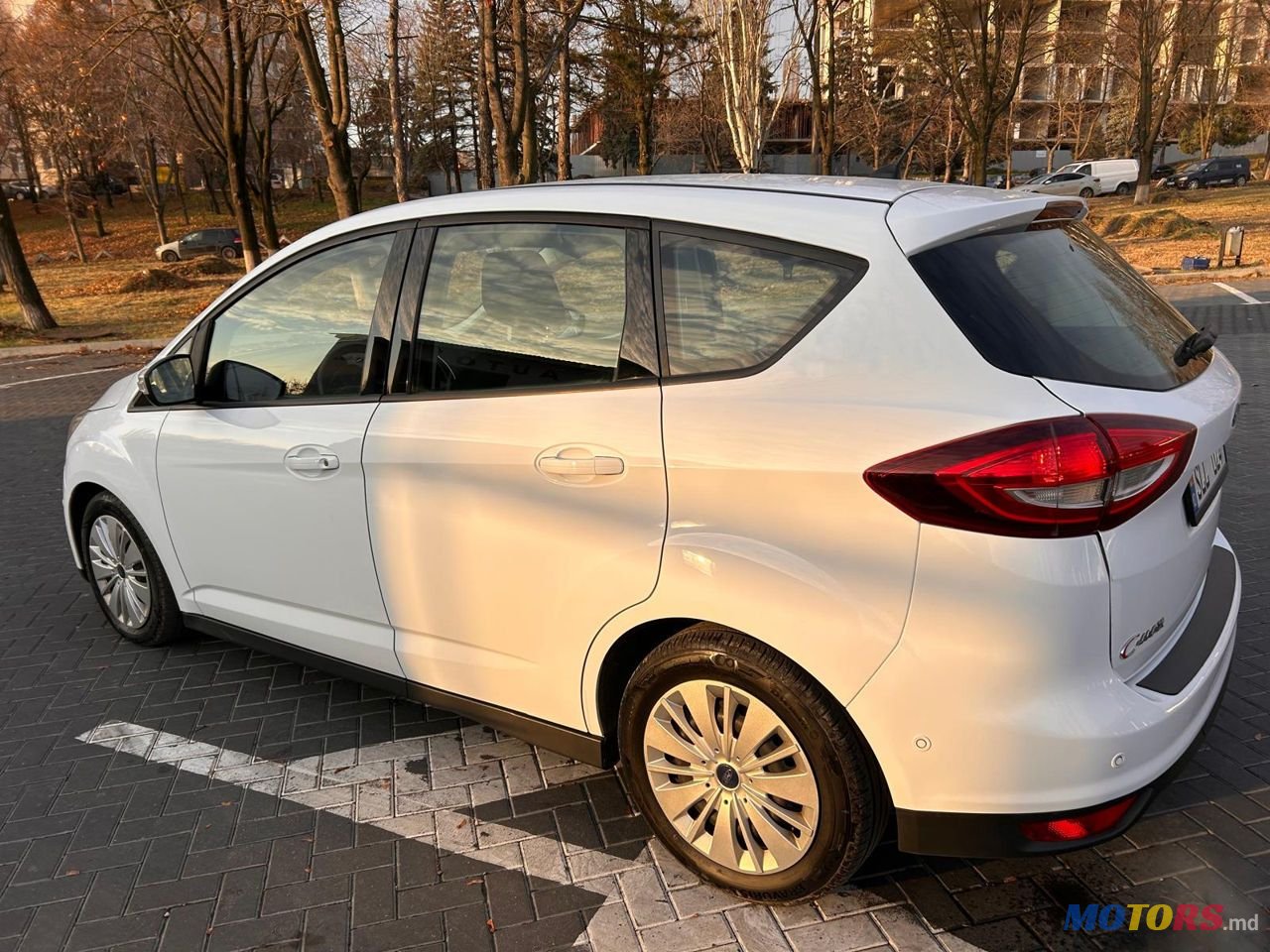 2016' Ford C-MAX photo #3