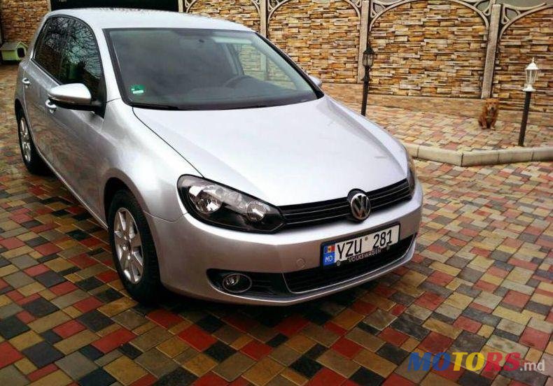 2009' Volkswagen Golf photo #1