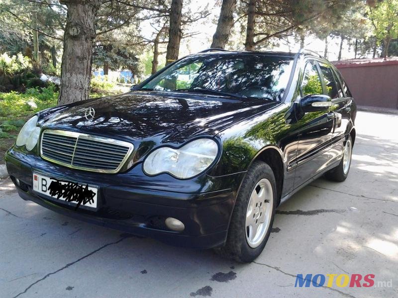 2002' Mercedes-Benz C-Class photo #1